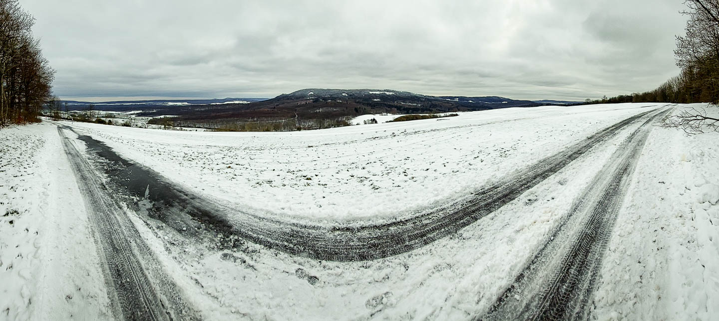 Schneewanderung: Ith-Hils-Weg